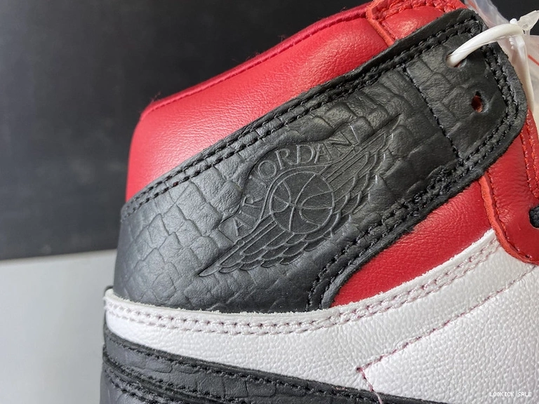Rep Air CD0461-601  1 High “Satin Jordan  OG WMNS Snake” 0522
